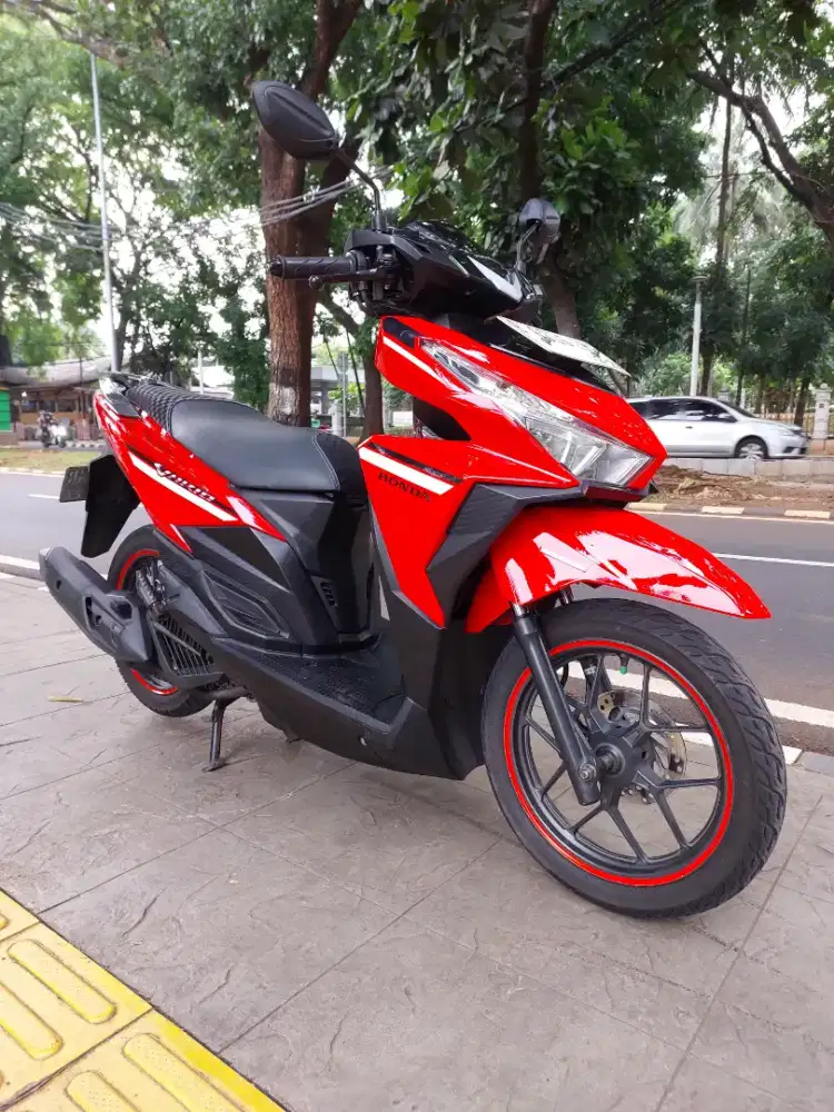 DIJUAL CASH HONDA VARIO LED OLD 125 CBS ISS THN 2017 PAJAK IDUP