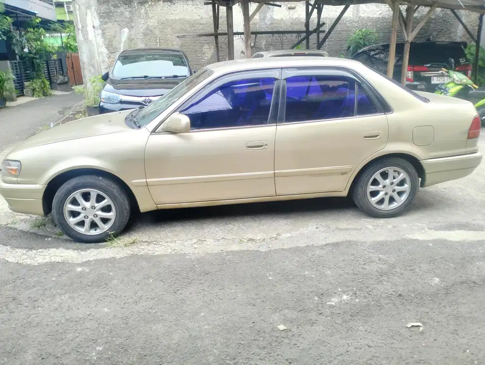 Toyota Corolla 1998 Bensin