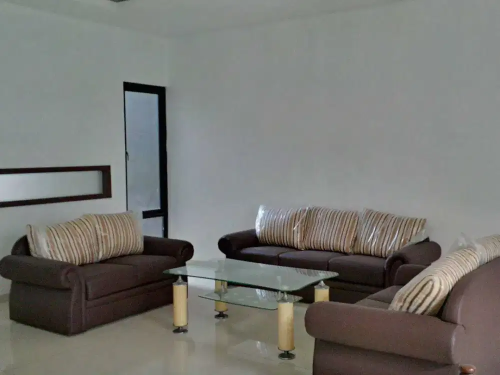 Disewakan Rumah cluster Jalan Peta Bandung Kota