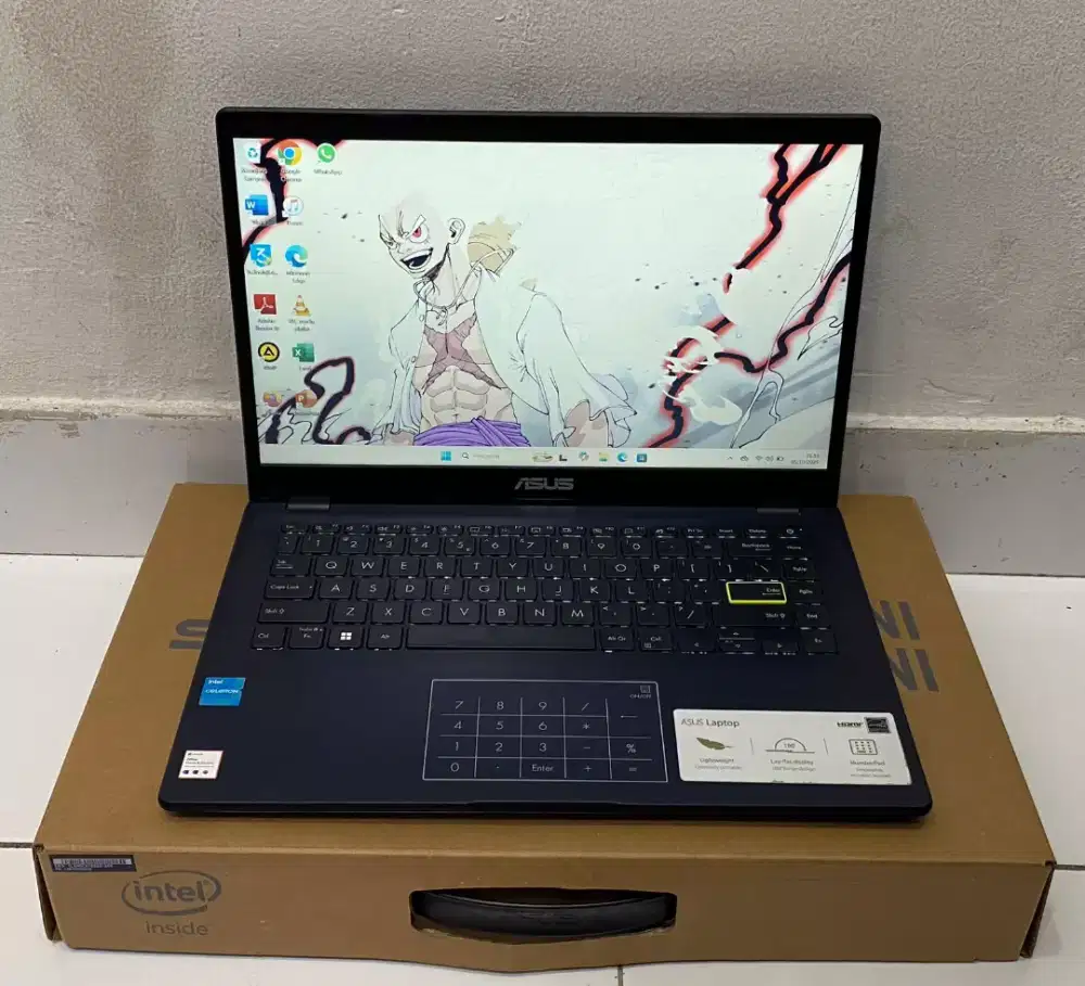 Laptop Asus Vivobook E410KA 

#GARANSI RESMI SAMPAI 17 SEPTEMBER 2026