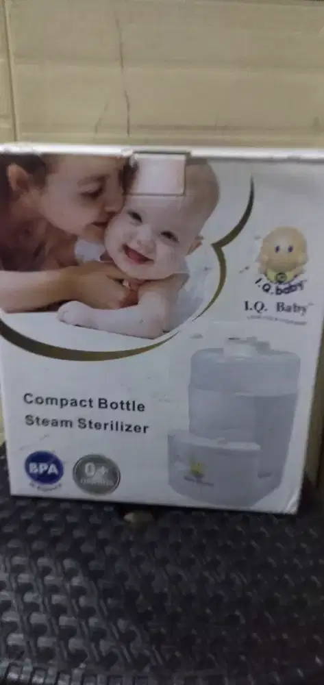 Strelizer botol susu bayi
