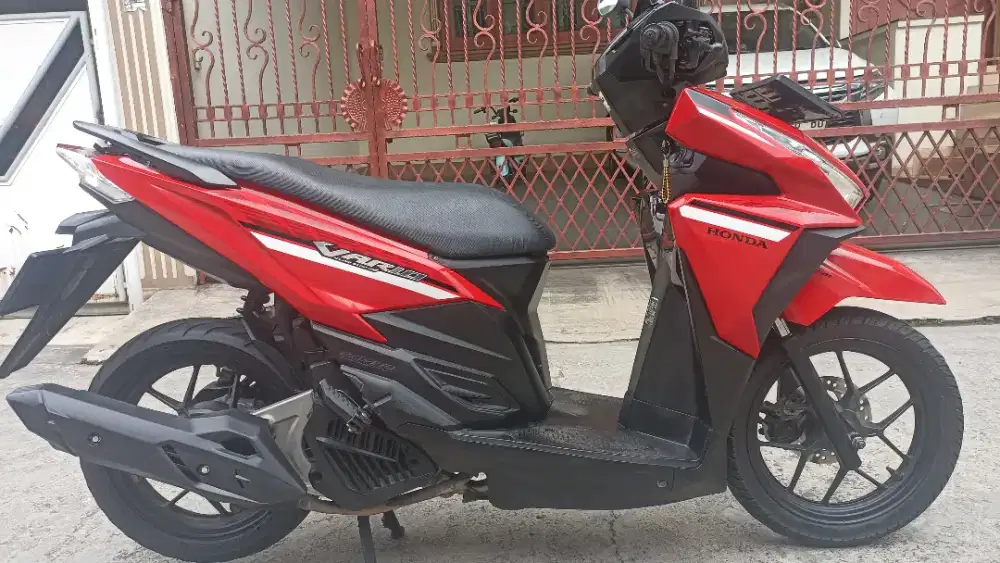 Honda Vario 125 LED CBS ISS tahun 2018.