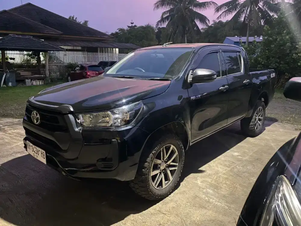 Toyota Hilux E 4x4 Double cabin 2023