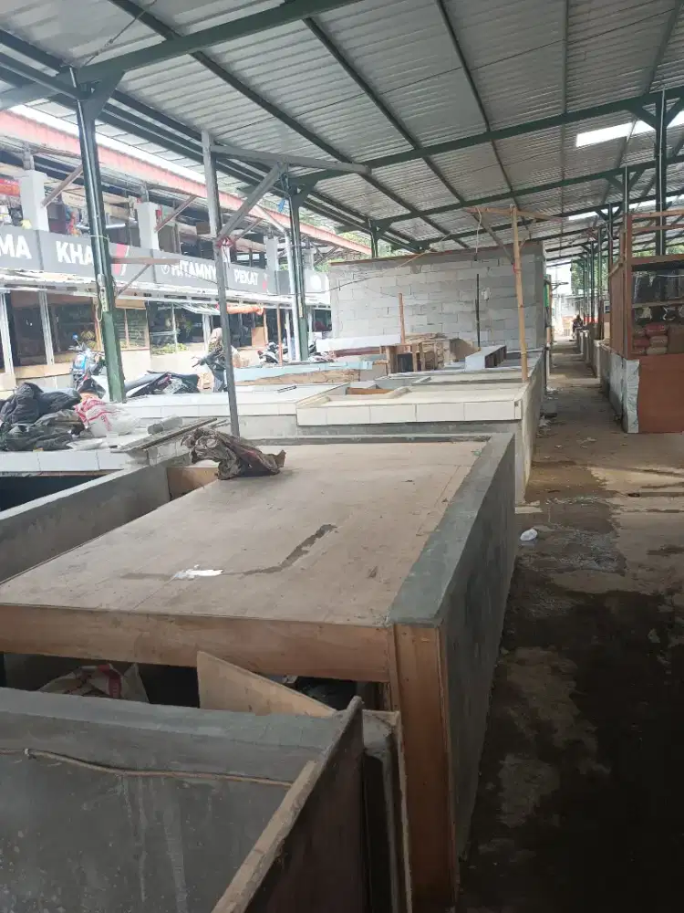 Dijual lapak dipasar antri baru