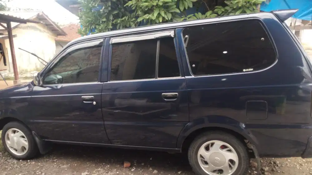Toyota Kijang 2003 Bensin