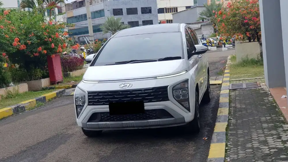 [ GARANSI 5TH ] Hyundai Stargazer Prime AT Putih 2023/2024