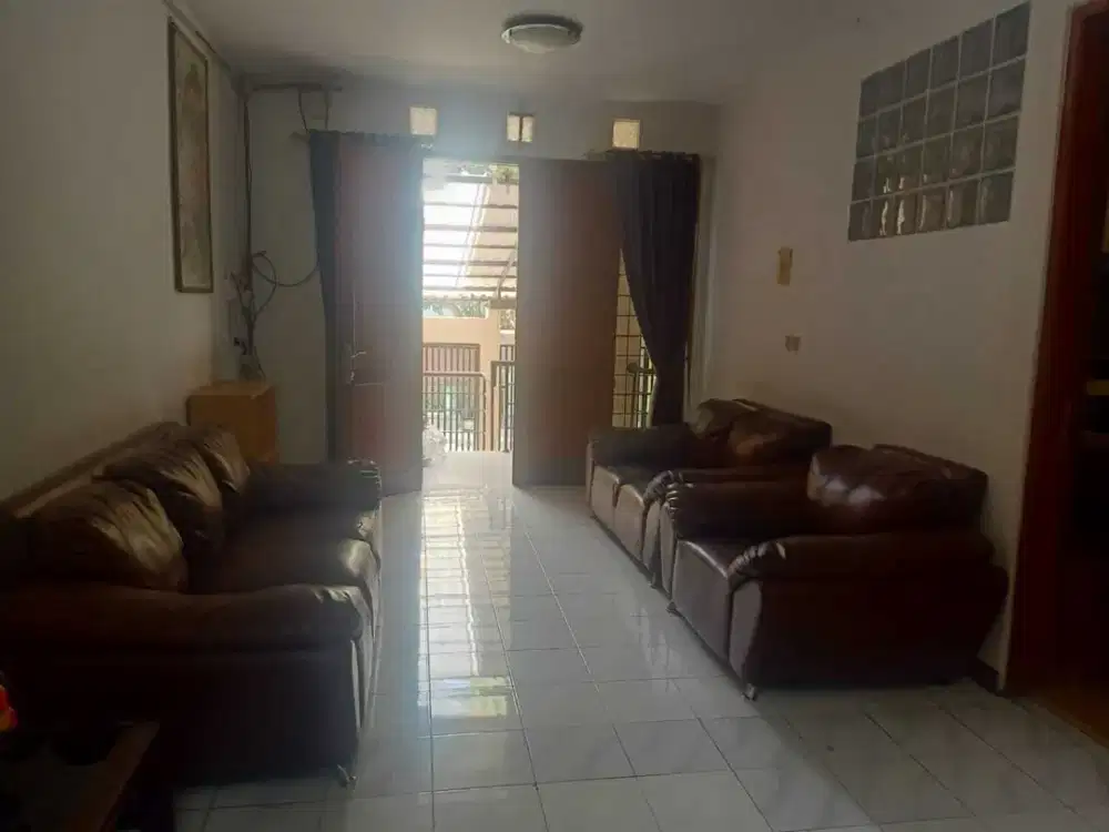 Rumah Siap Huni di Setraduta Setra duta Bandung