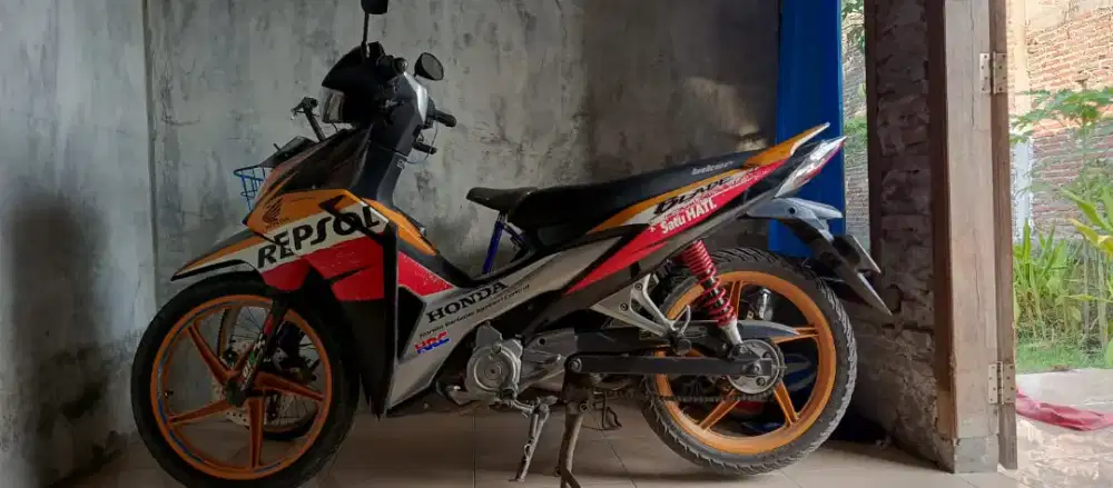 Honda Blade Repsol 2008