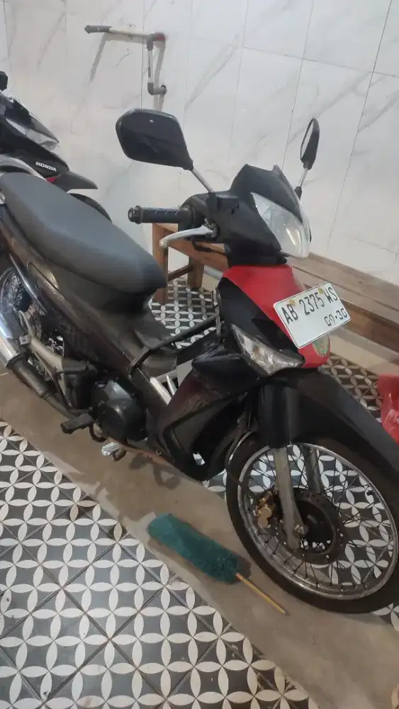 Honda supra x 2010