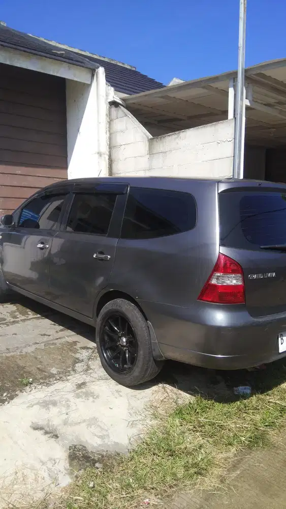 Nissan Grand livina 2008 Bensin
