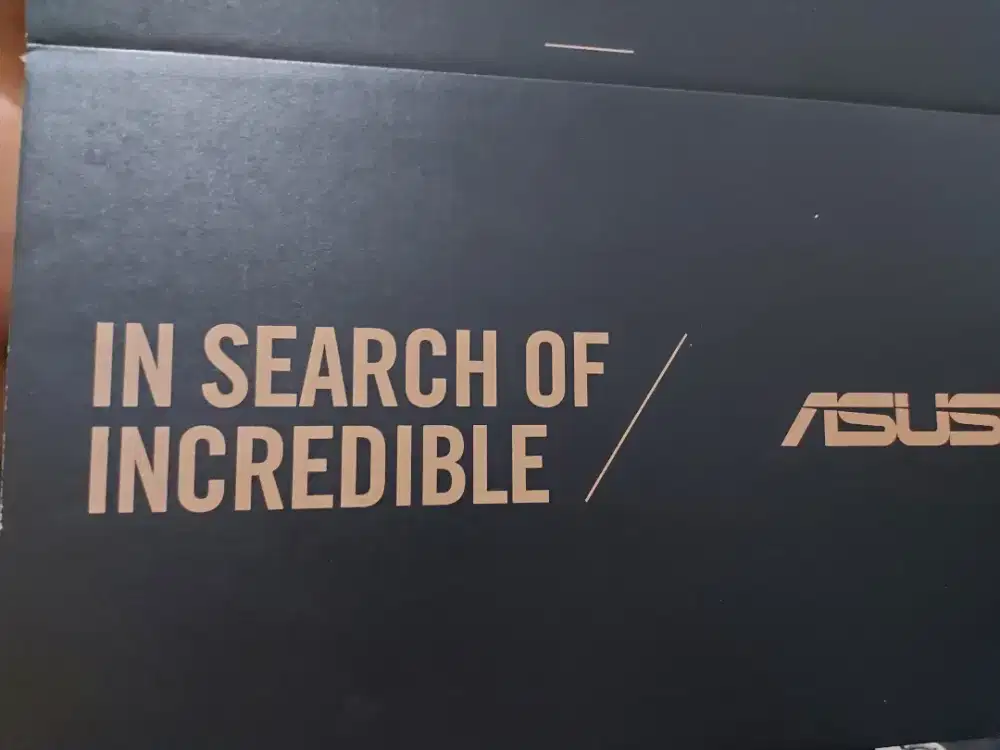 Laptop Asus 14 inci