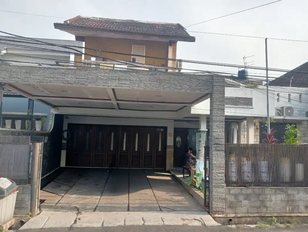 Rumah murah luas lokasi Jaksel