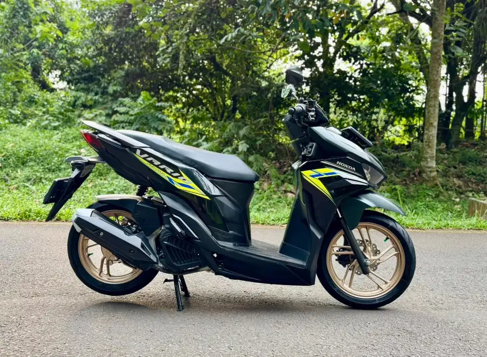 Honda Vario 125 Gen 2 CBS MULUSSS Pajak Hidup Panjang