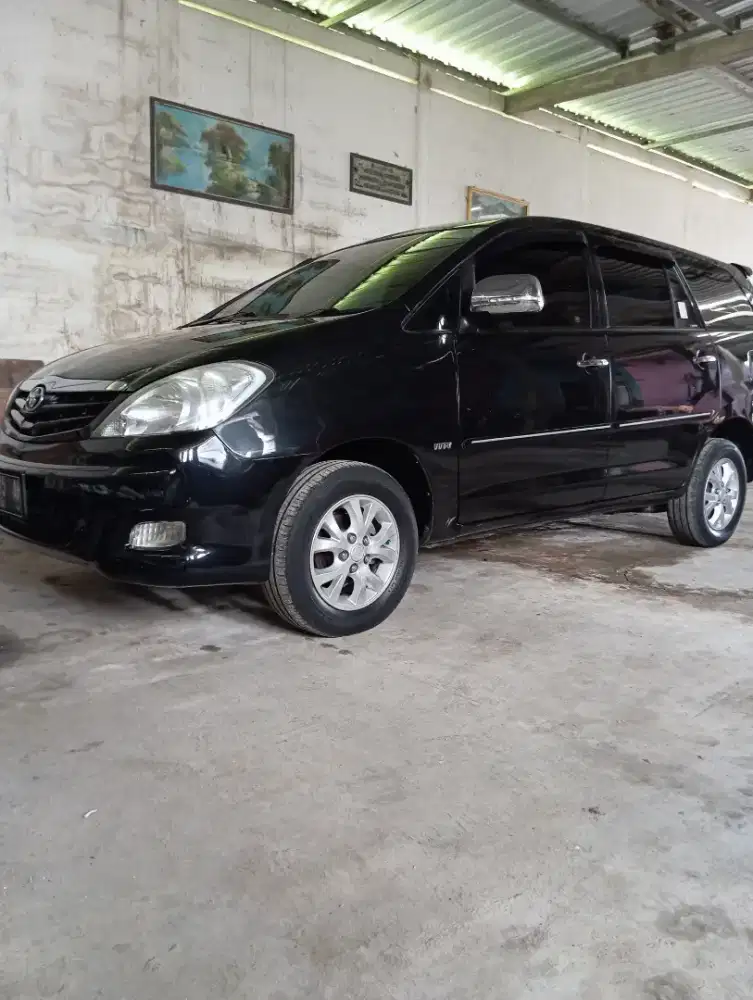 Innova tangan pertama dari baru