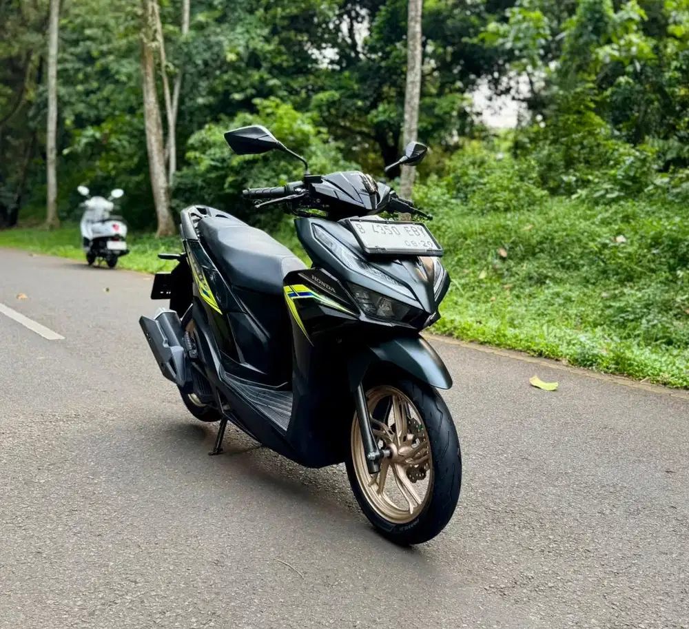 Honda Vario 125 Gen 2 CBS MULUSSS Pajak Hidup Panjang