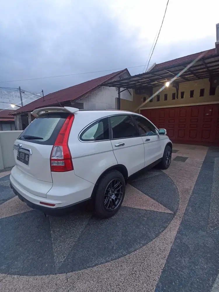 Honda CR-V 2011 Bensin