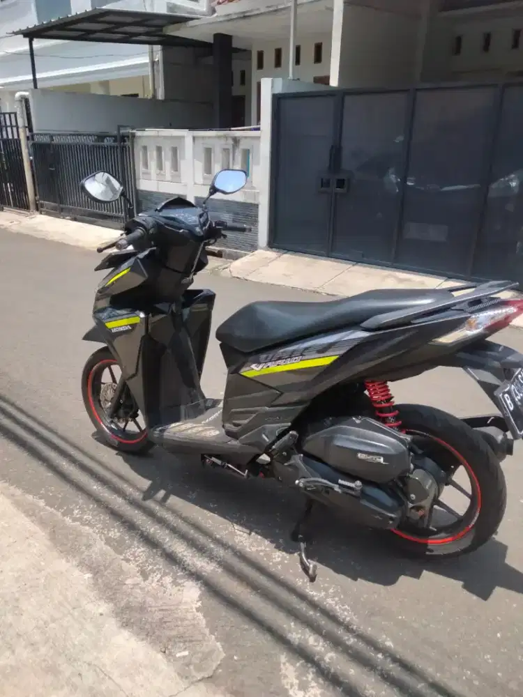 Assalamualaikum om,Tante,kakak,adik,Abang. Numpang jualan ini motor