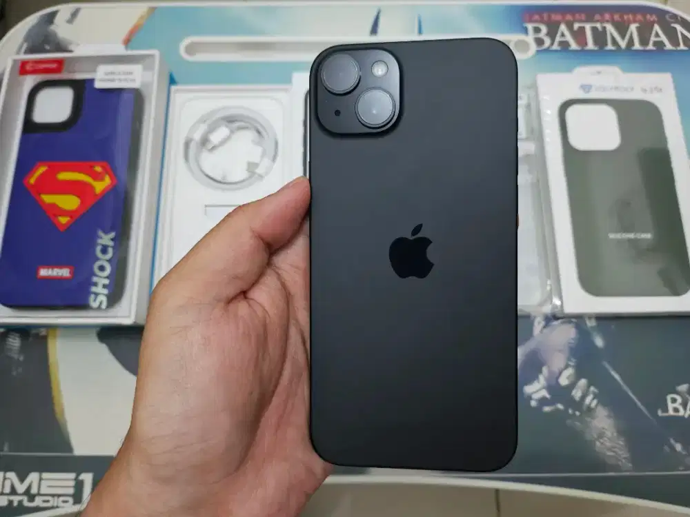 Apple iPhone 15 Plus 128GB Black Fullset Mulus Garansi Panjang iBox