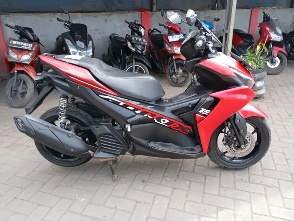 [PROMO OKT] Yamaha Aerox Tahun 2022 Surat Komplit