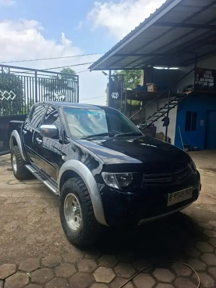 Triton Doubel Cabin GLS 4x4 th 2014