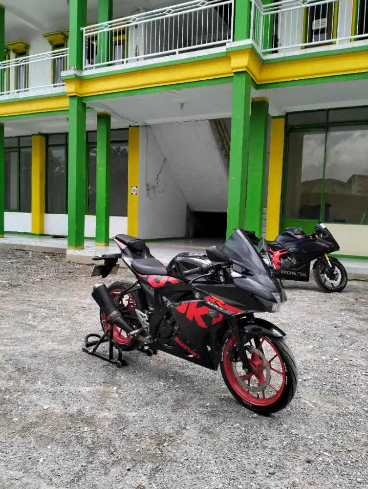 GSX R150 2018 KEYLESS LOW KM