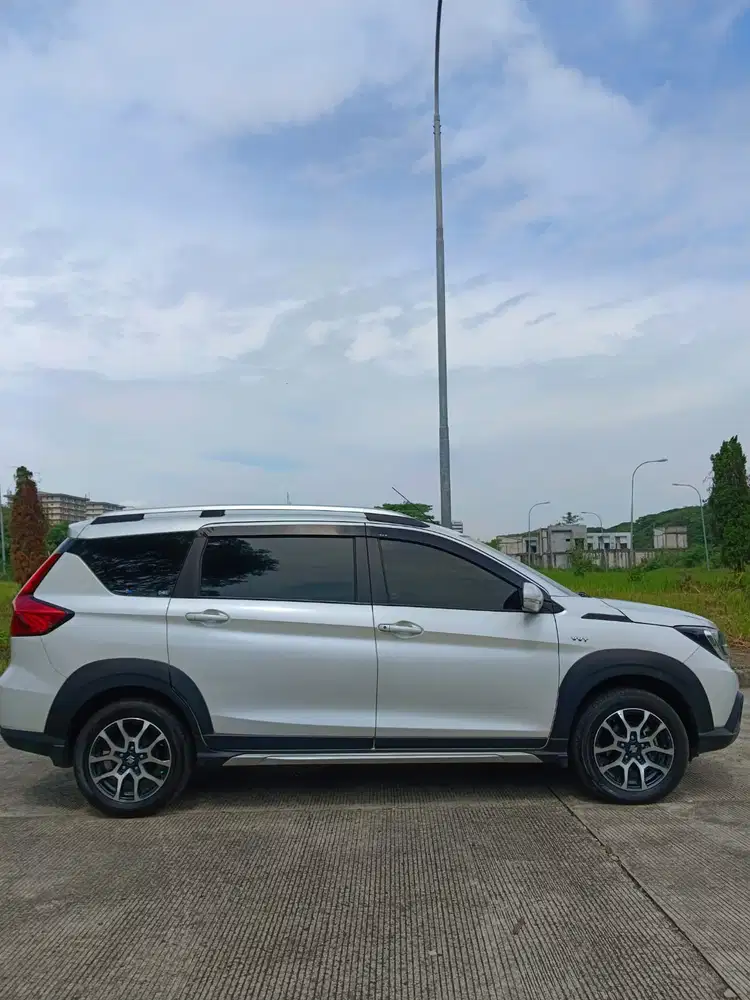 Suzuki XL7 2023 Bensin