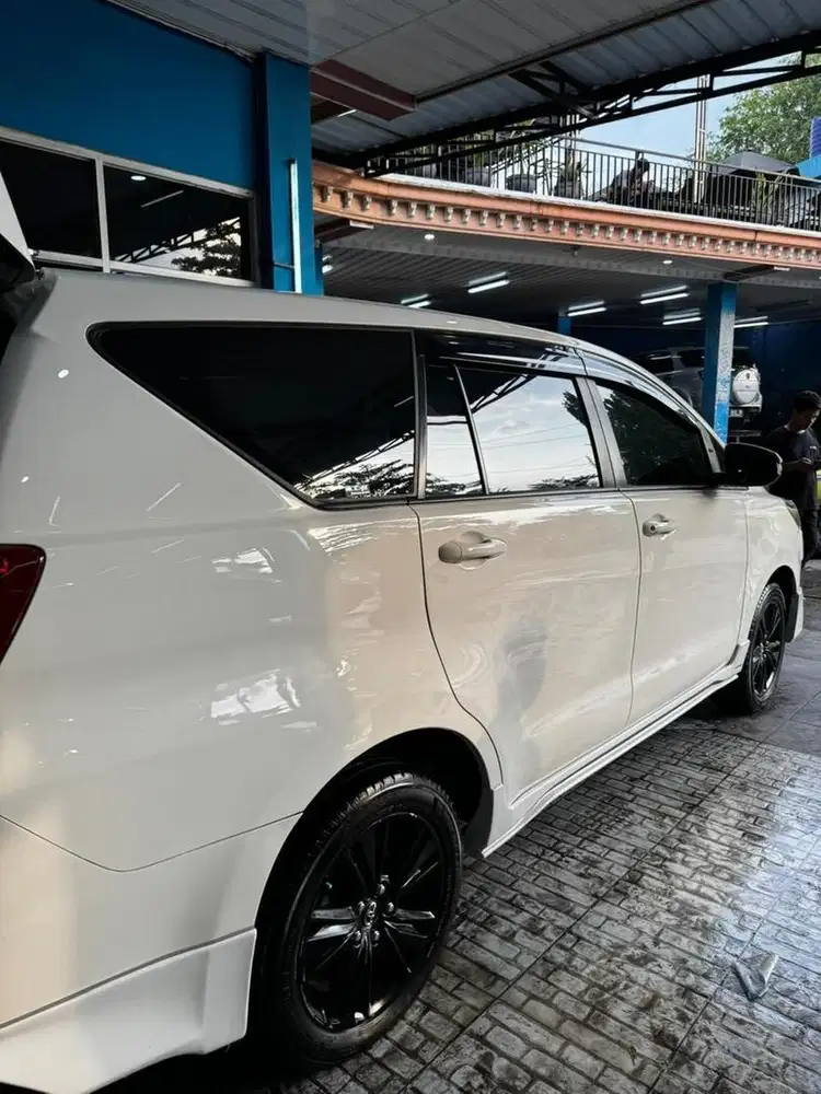 MOBIL INNOVA REBORN DEASEL