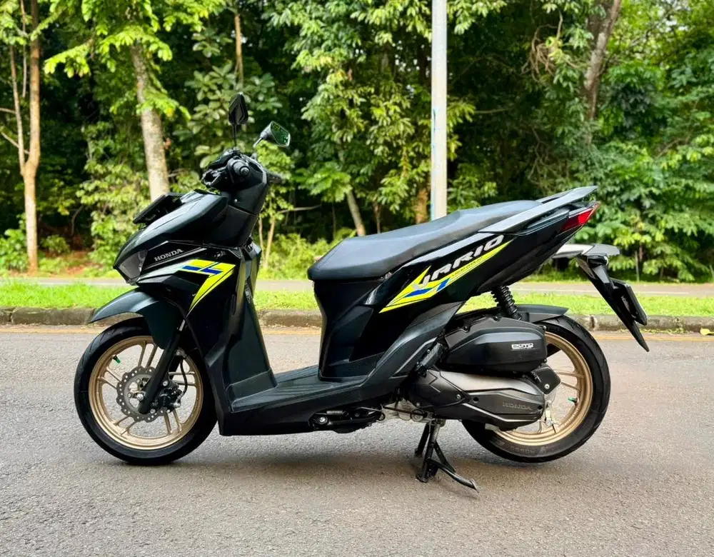 Honda Vario 125 Gen 2 CBS MULUSSS Pajak Hidup Panjang