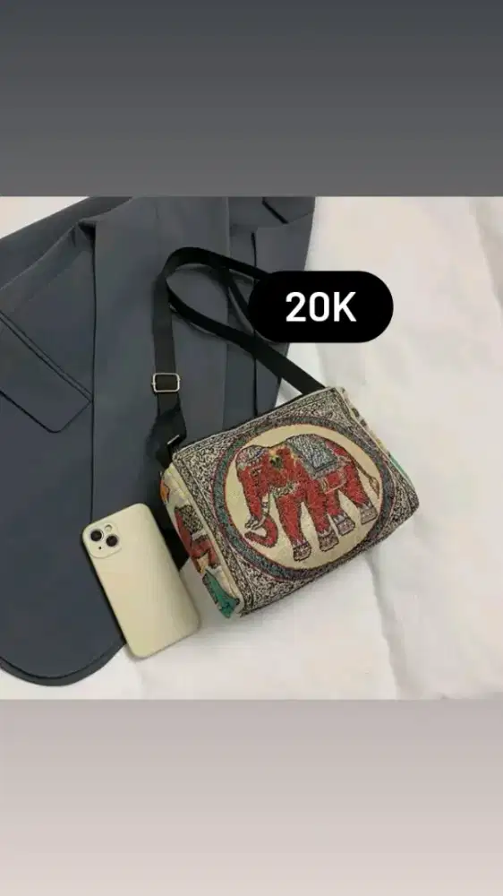 Sling Bag Wanita