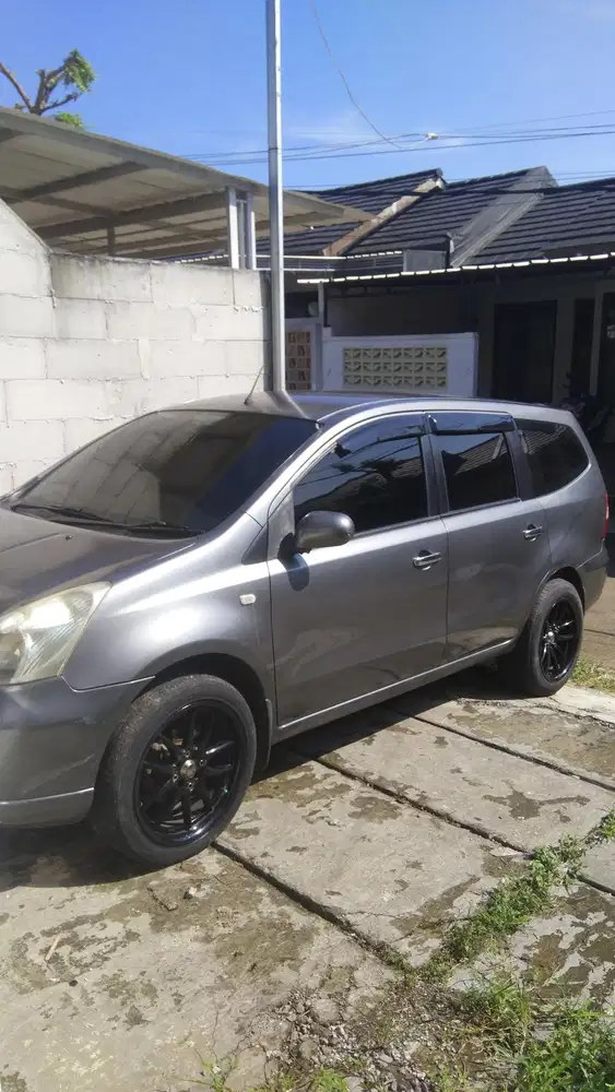 Nissan Grand livina 2008 Bensin