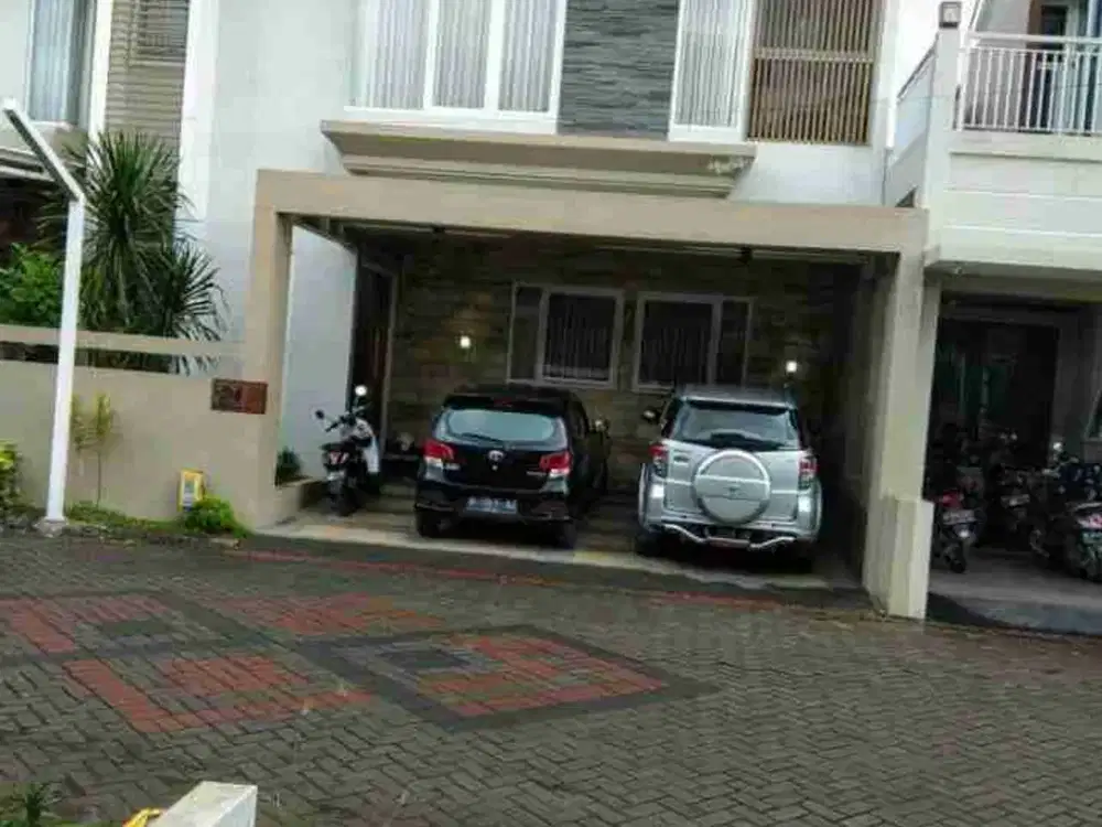 Rumah Wisnuwardhana Sawojajar Malang