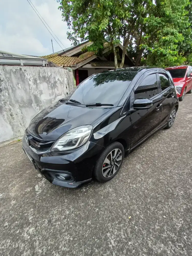 Brio RS A/t Hitam istimewa
