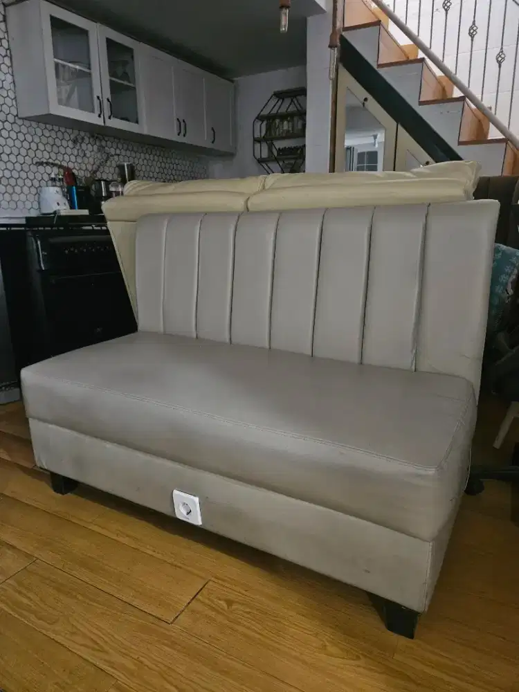 Sofa Cafe Bergaris