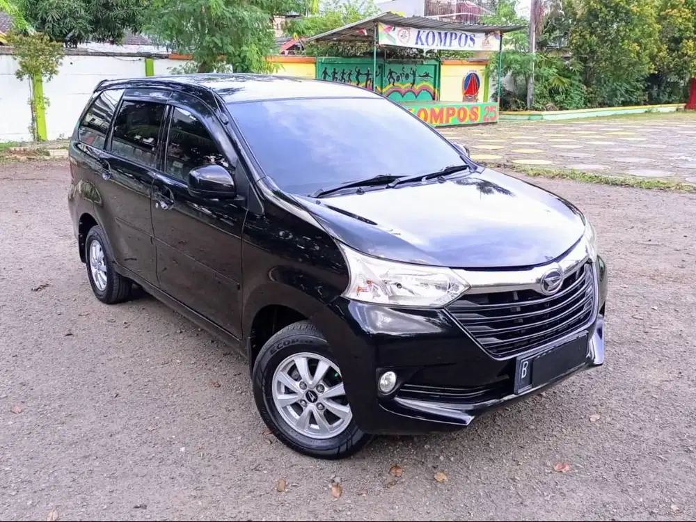 Daihatsu Xenia 1.3 R Deluxe MT Manual 2016 2017 X Hitam low KM ori