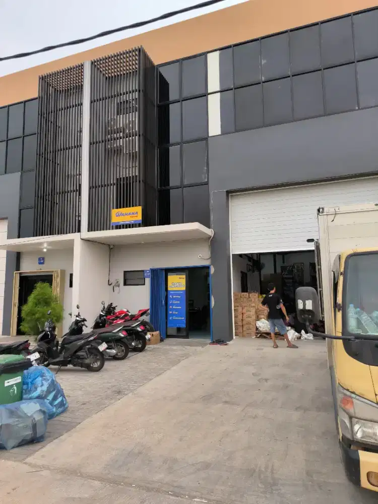 Lowongan admin & Packing Online Shop