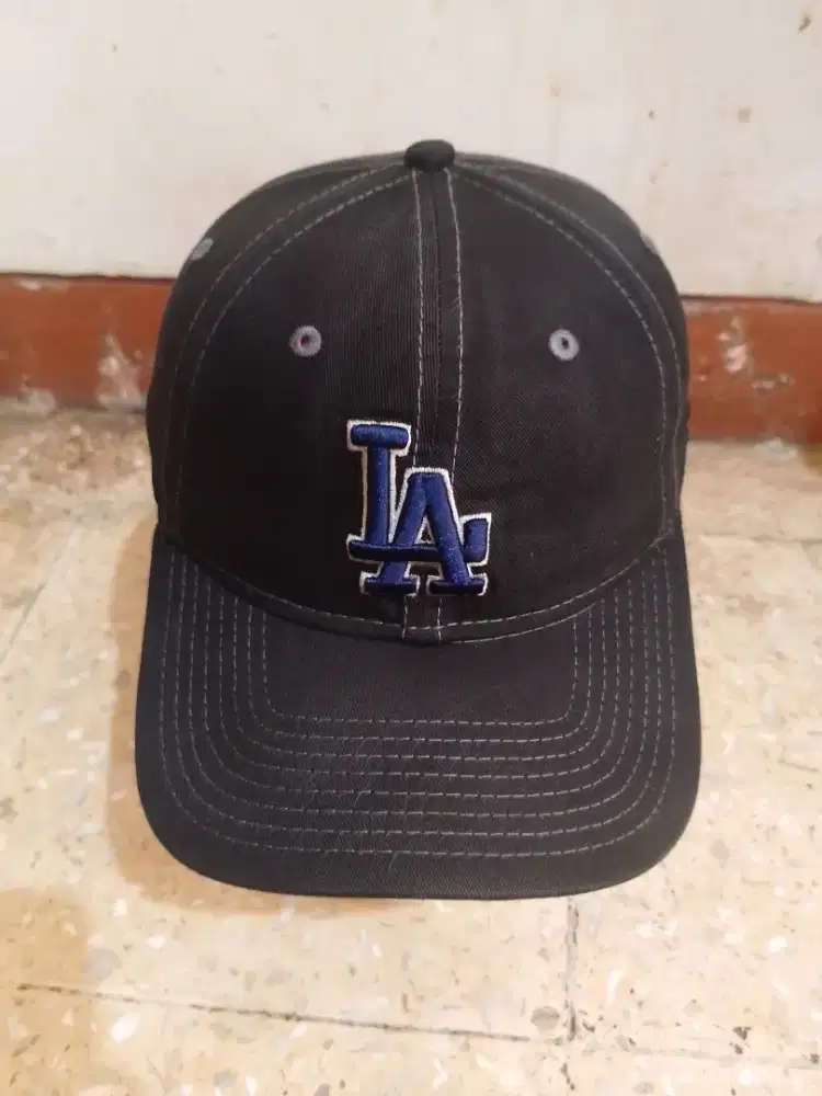 Topi new era x MLB LA biru original second bekas