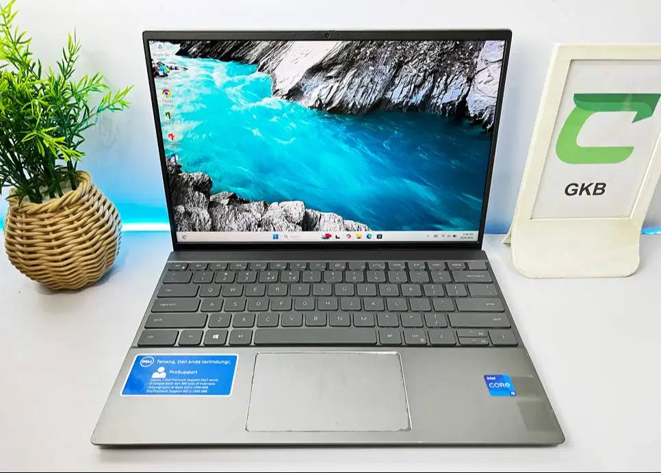 Ultrabook Dell Inspiron 13 i5 11320H 4.50GHz Layar super Jernih QHD+ b