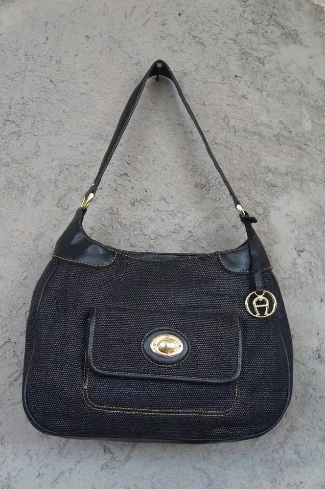 Etienne Aigner shoulder bag | Aigner Hobo | Aigner Anyam jute/goni