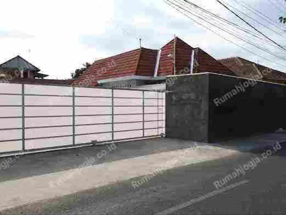 rumah kolonial Belanda sangat strategis pusat kota mergangsan