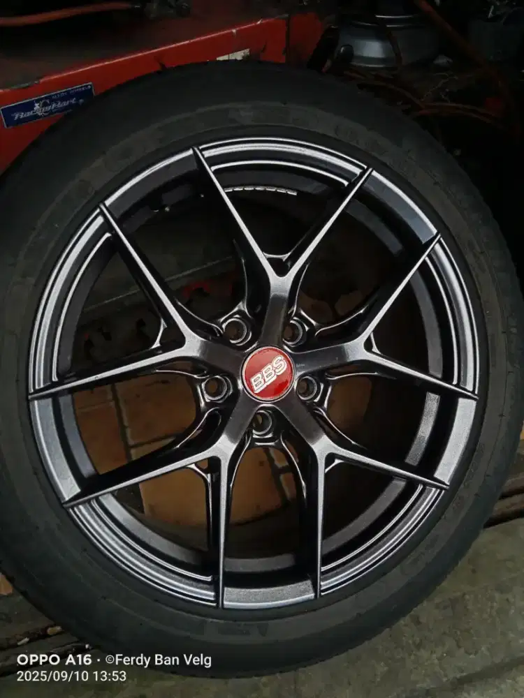 VELG BBS R18 HOLE 5×114