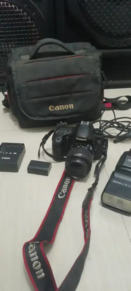 Jual kamera Canon 60D