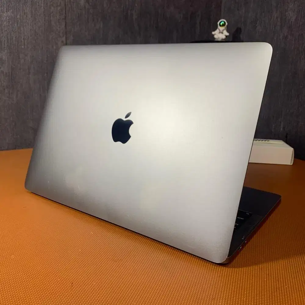 Macbook Pro Retina 13inch 2019 8/256gb Space Gray