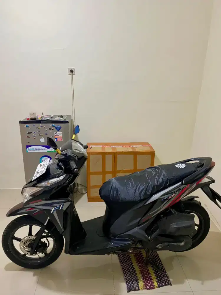 Vario 125  IDLING STOP