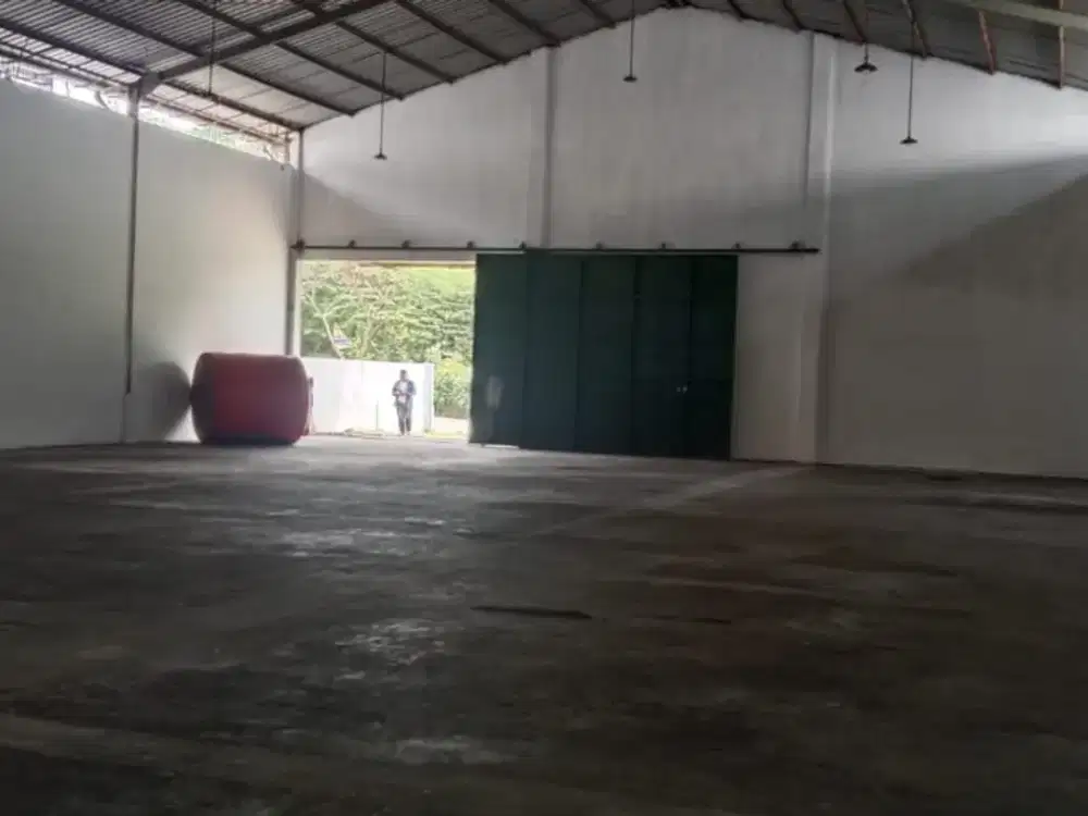 Disewakan Gudang Zona Industri Super Strategis Ngaliyan,Semarang Luas 800m2