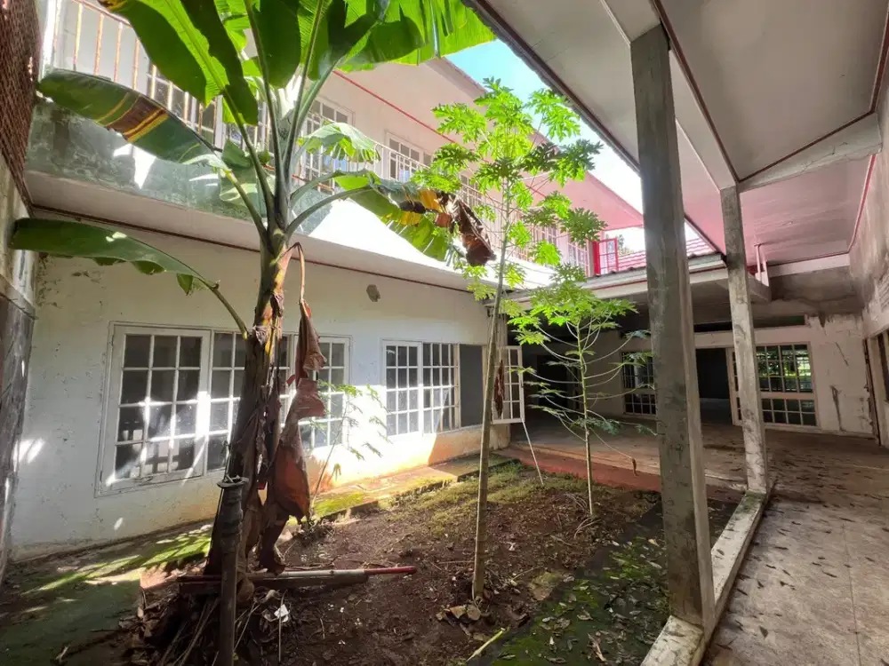 LXMMT 0128 DIjual Rumah Hitung Tanah Daerah Elit Menteng Jakarta Pusat