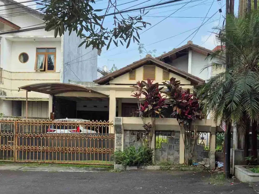 Dijual Rumah Asri di Setrasi Kulon Bandung