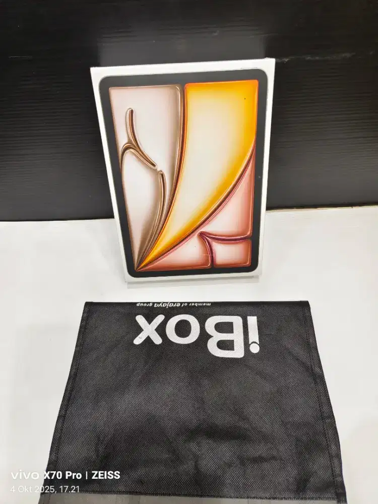 ipad Air M2 gen 6 128gb wifi only baru segel Garansi resmi iBox