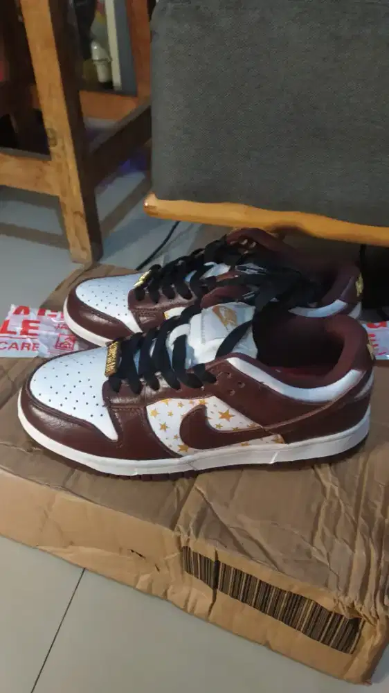 Sepatu nike supreme uk 37