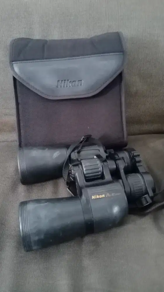 Teropong Nikon Action