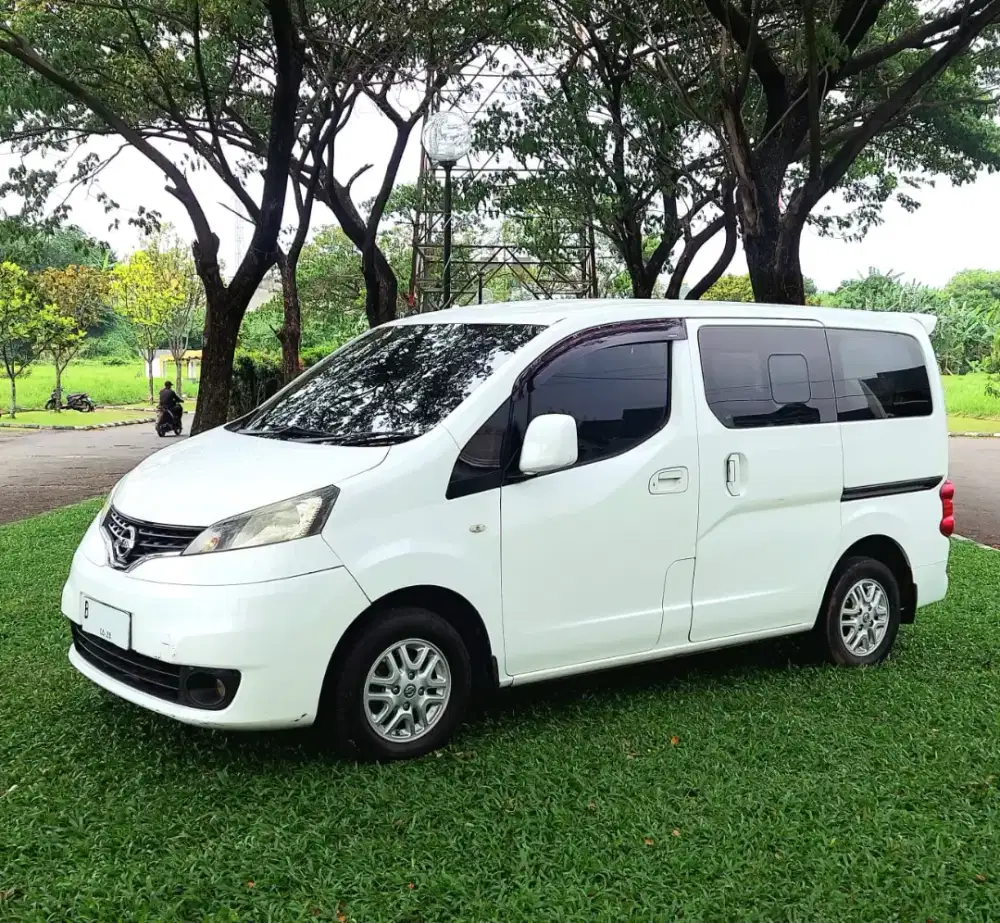 Nissan Evalia 2012 Bensin-AT